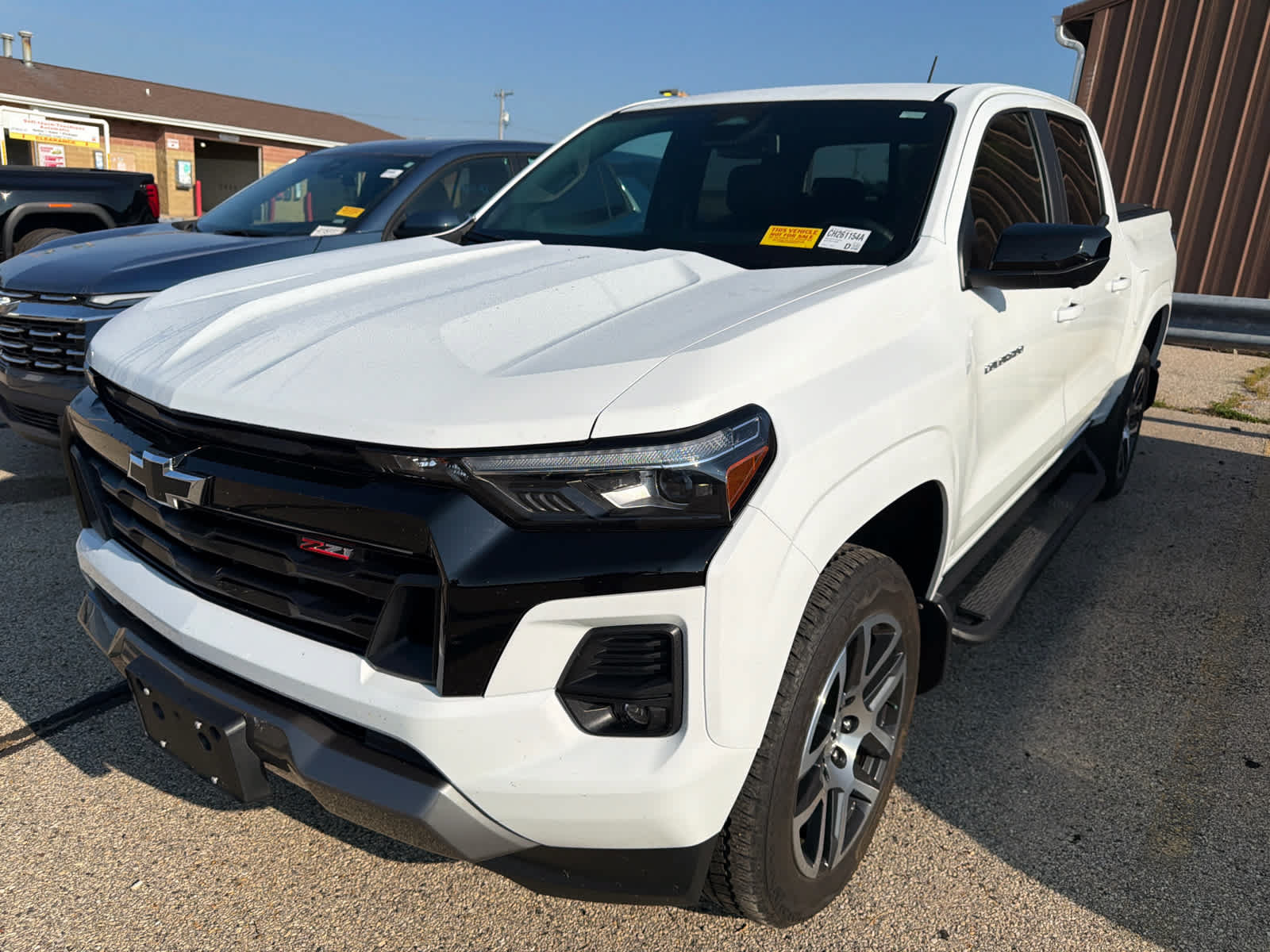 Used 2023 Chevrolet Colorado Z71 w/ Z71 Convenience Package 2