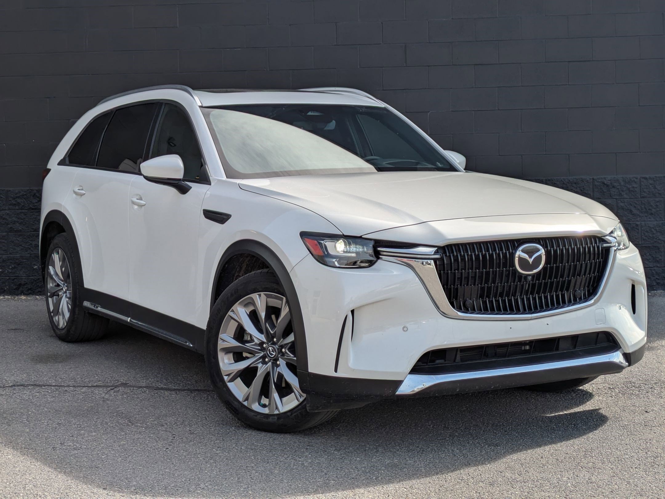 Used 2024 MAZDA CX-90 3.3 Turbo w/ Premium Plus Pkg image 3