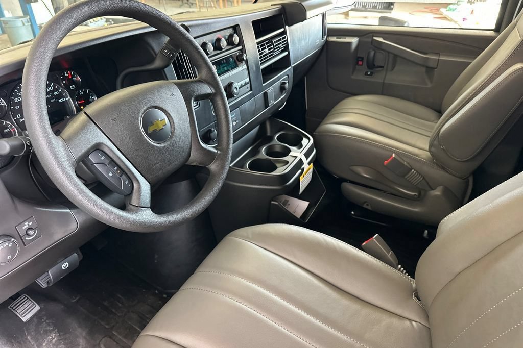 New 2026 Chevrolet Express 3500 w/ Driver Convenience Package RWD image 11