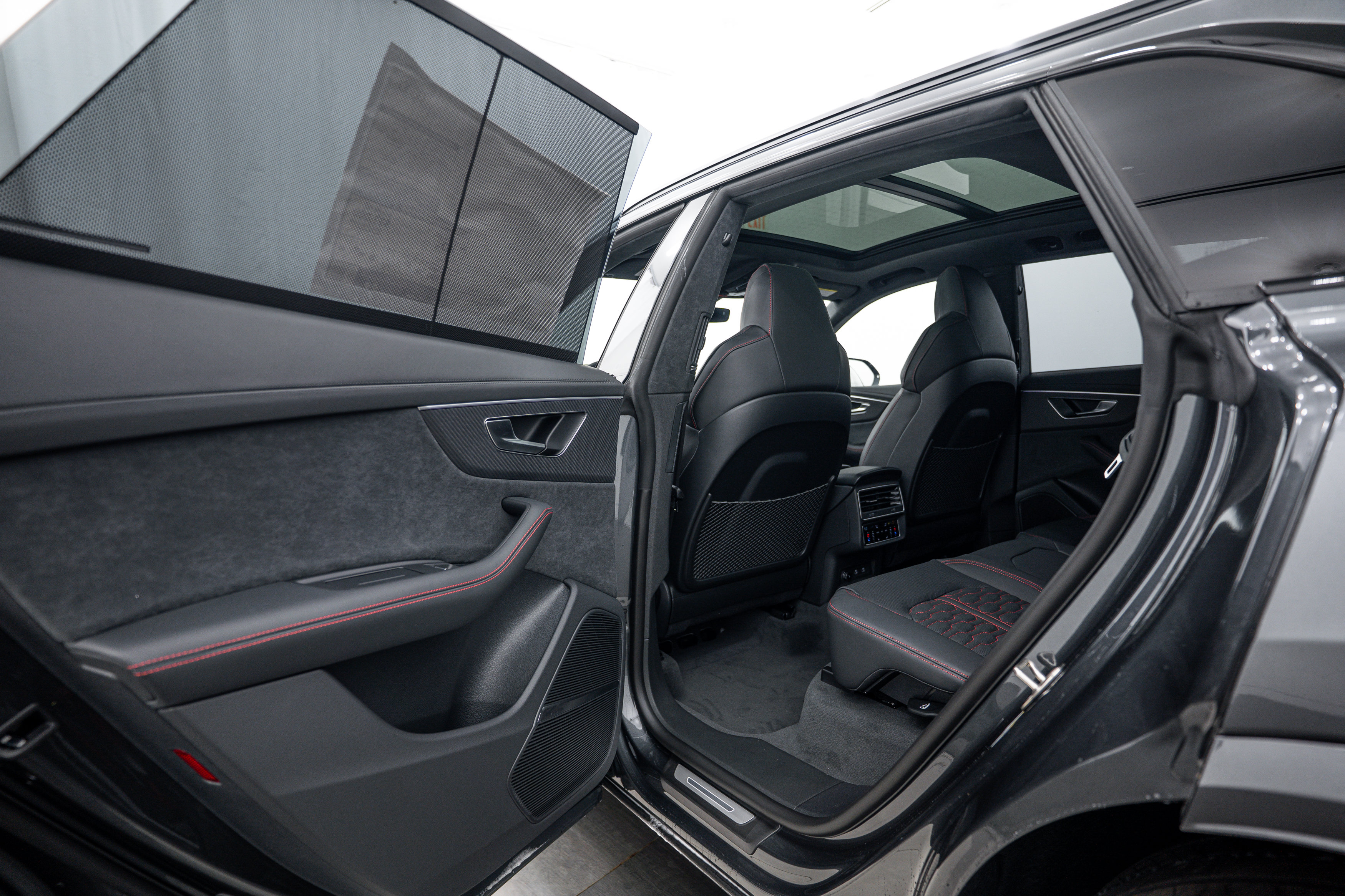 New 2026 Audi RS Q8 performance AWD/4WD image 18
