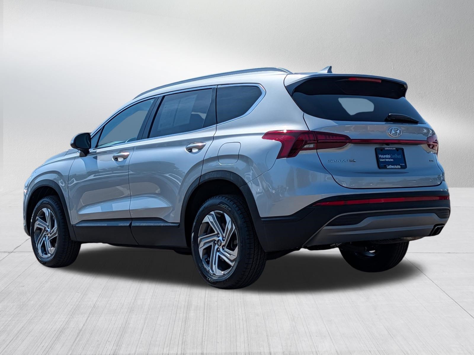 Certified 2023 Hyundai Santa Fe SEL AWD/4WD image 5