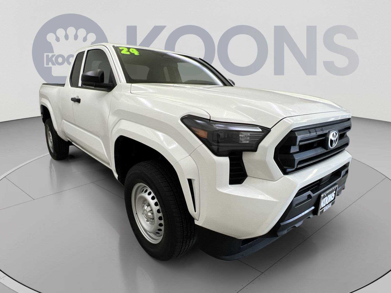 Used 2024 Toyota Tacoma SR RWD image 2
