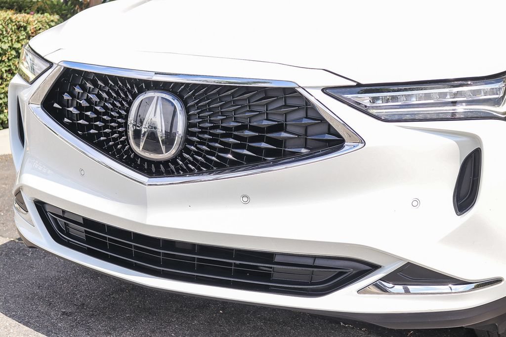 Used 2023 Acura MDX w/ Technology Package FWD image 5