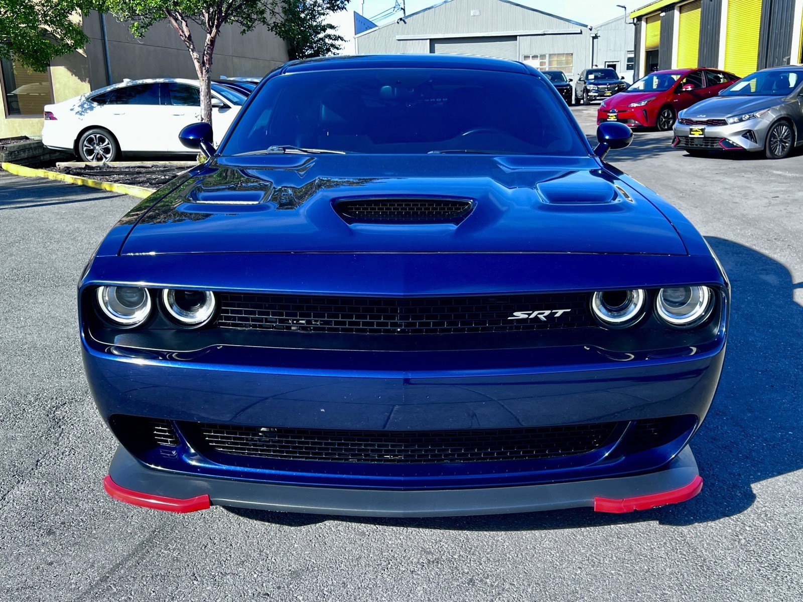 Used 2016 Dodge Challenger SRT Hellcat RWD image 3