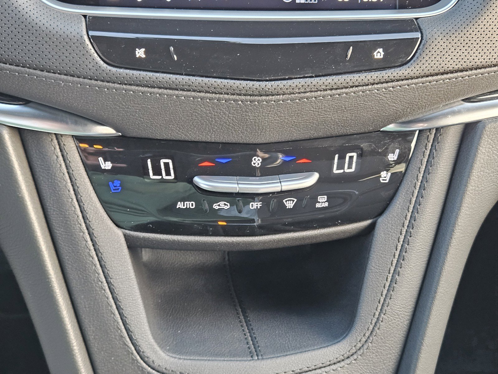 New 2026 Cadillac XT5 Premium Luxury w/ Driver Assist Package FWD image 14