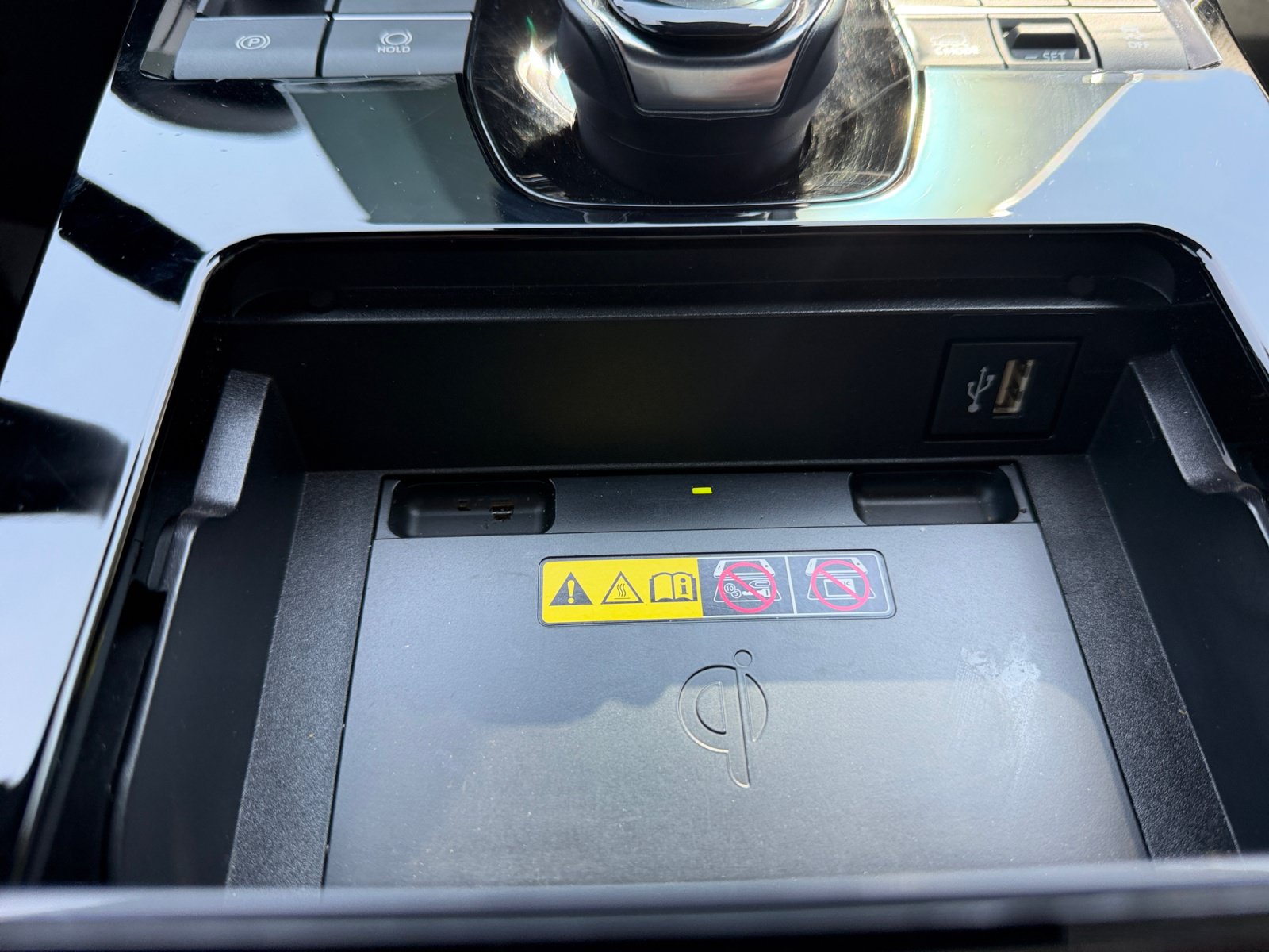 Used 2023 Subaru Solterra AWD image 31