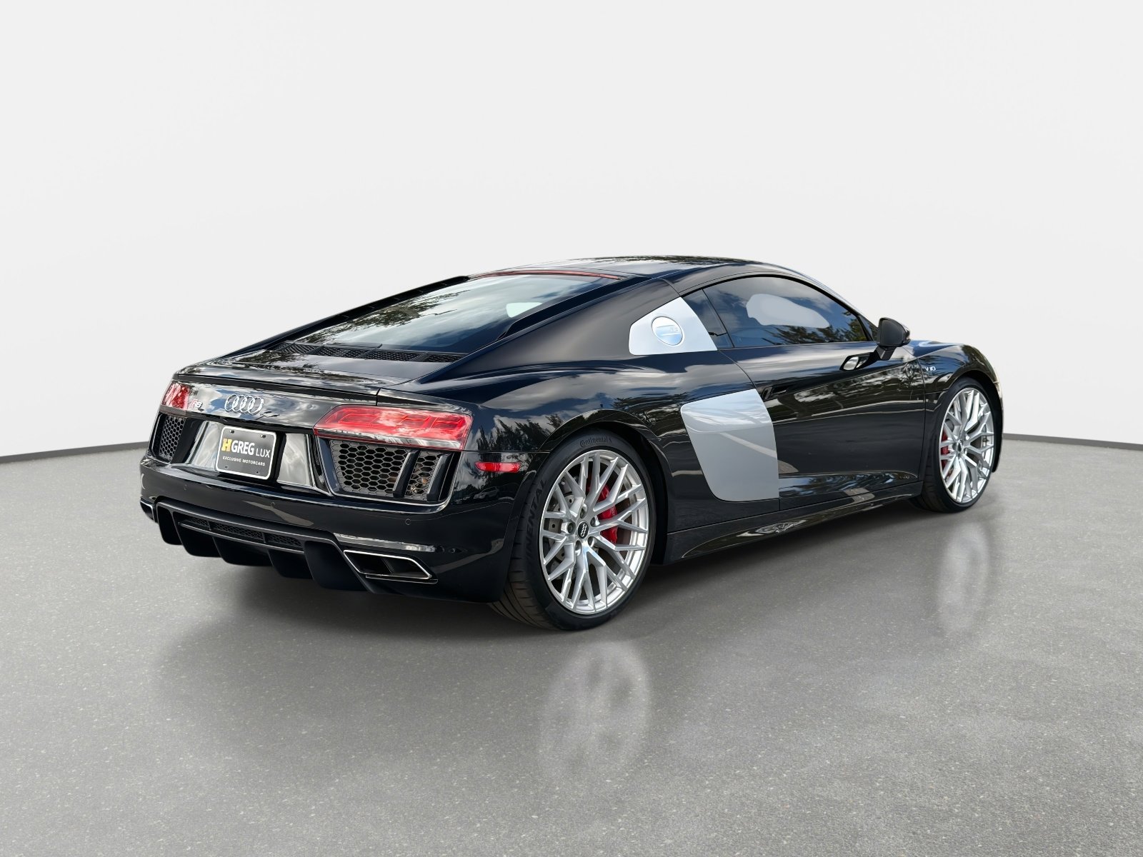 Used 2017 Audi R8 V10 image 3