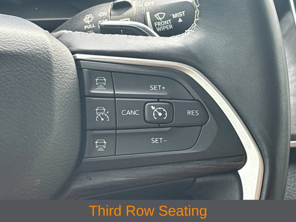 Used 2022 Jeep Grand Cherokee L Limited AWD/4WD image 15