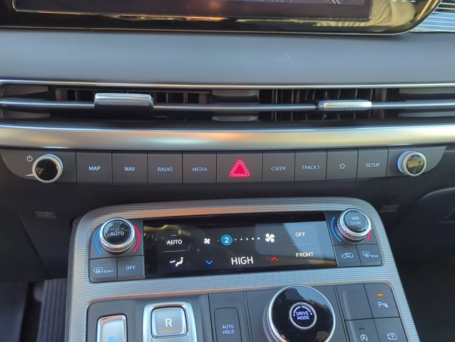 Used 2024 Hyundai Palisade Calligraphy image 20