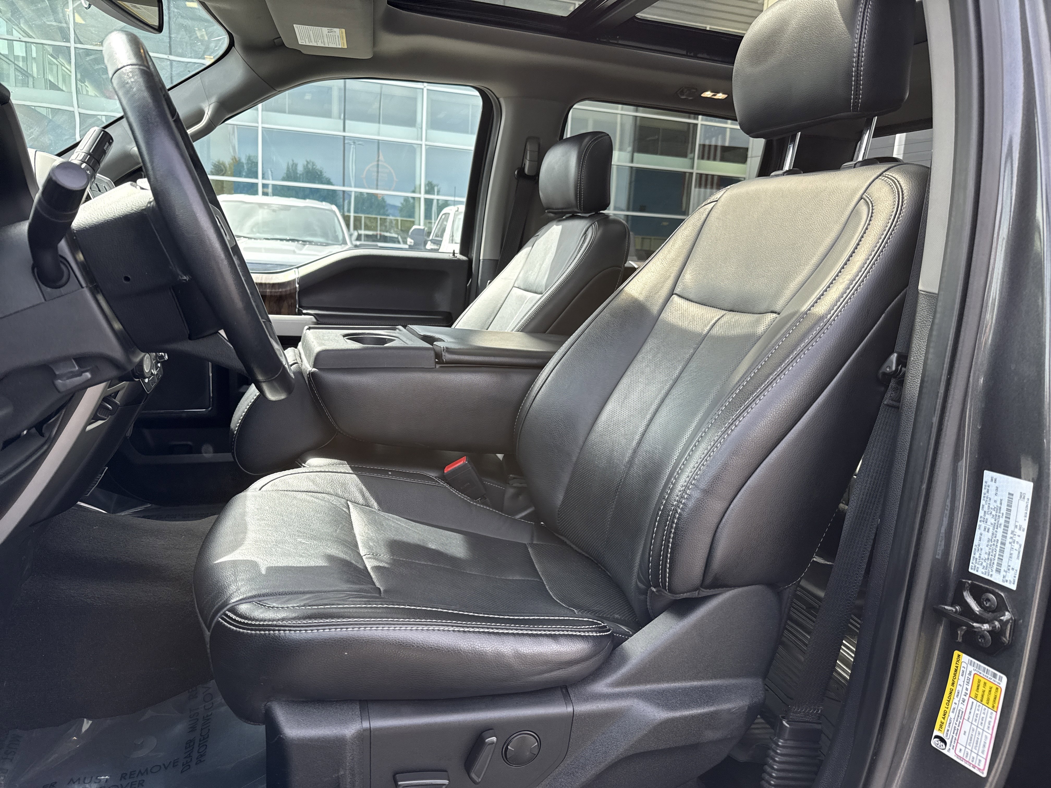 Used 2020 Ford F150 Lariat w/ Equipment Group 501A Mid image 12