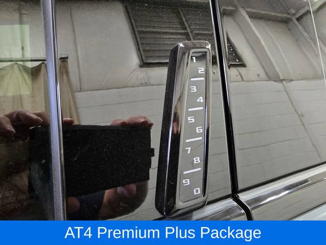 Used 2024 GMC Sierra 3500 AT4 w/ AT4 Premium Plus Package AWD/4WD image 12