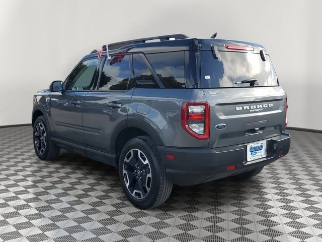 Used 2024 Ford Bronco Sport Outer Banks w/ Tech Package AWD/4WD image 4