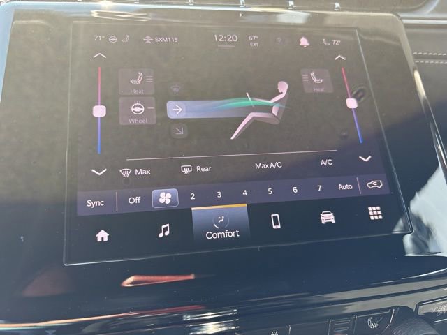 New 2025 Jeep Grand Cherokee Altitude AWD/4WD image 12