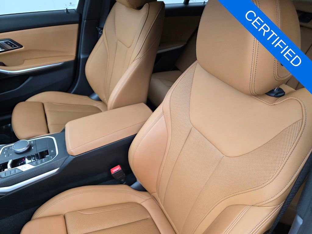 Used 2023 BMW 330i Sedan w/ Driving Assistance Package image 11