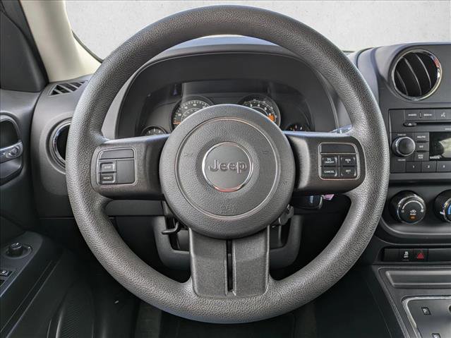 Used 2016 Jeep Patriot Sport w/ Power Value Group FWD image 9