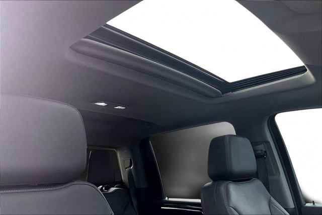 Used 2024 Chevrolet Silverado 2500 LTZ w/ LTZ Premium Package image 28