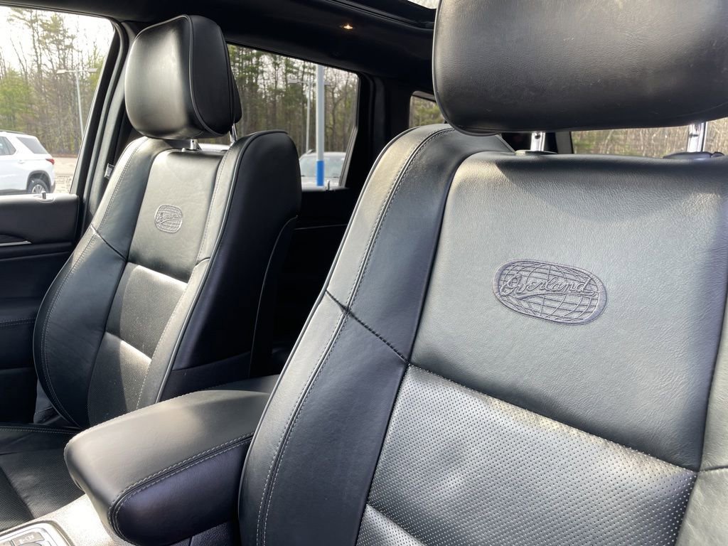 Used 2021 Jeep Grand Cherokee Overland image 36