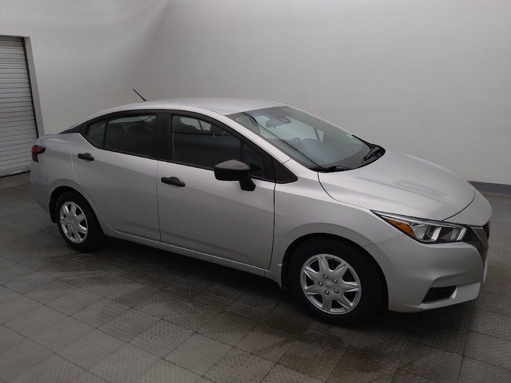 Used 2022 Nissan Versa S FWD image 11