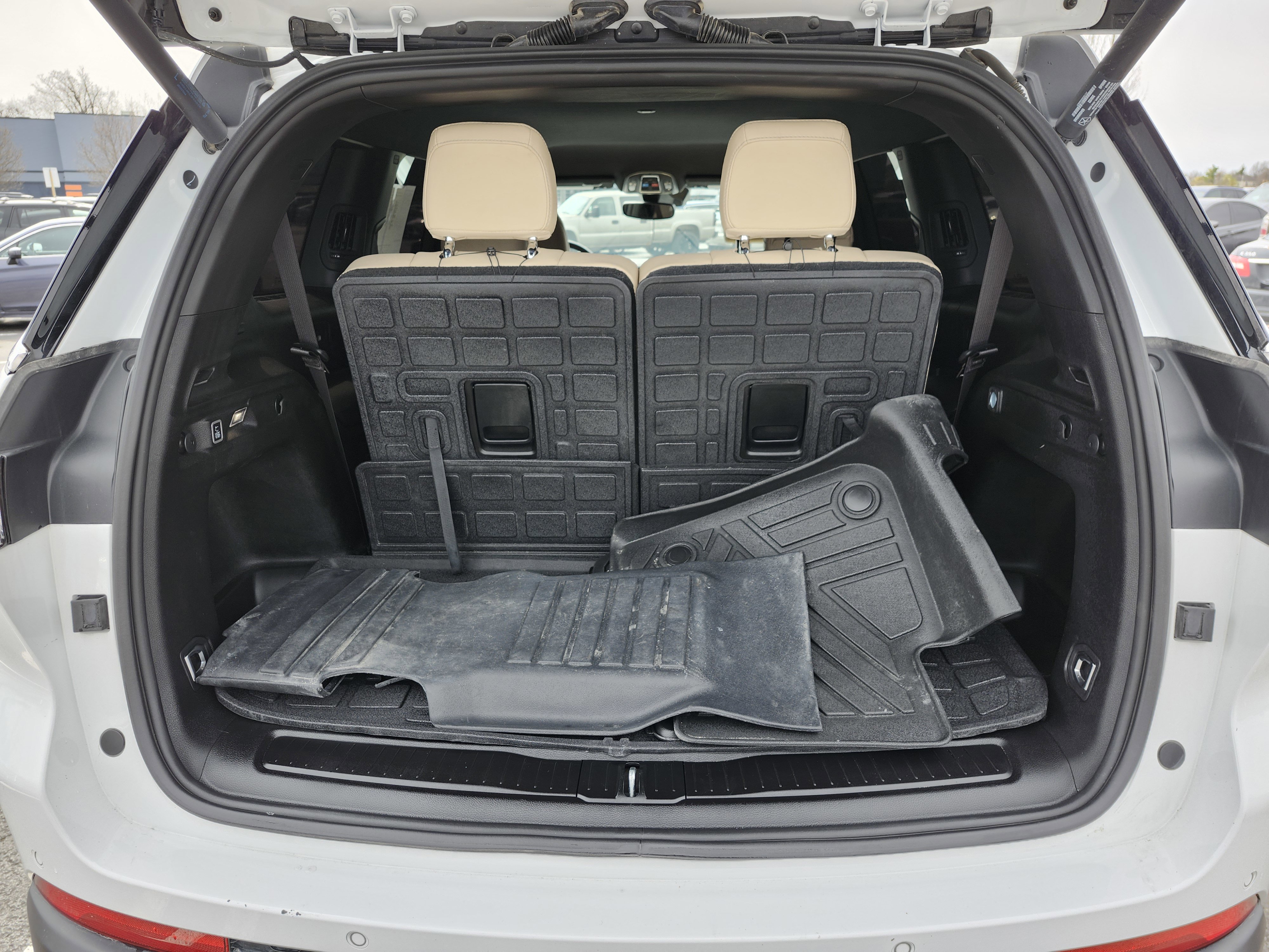 Used 2023 Jeep Grand Cherokee L Limited image 26