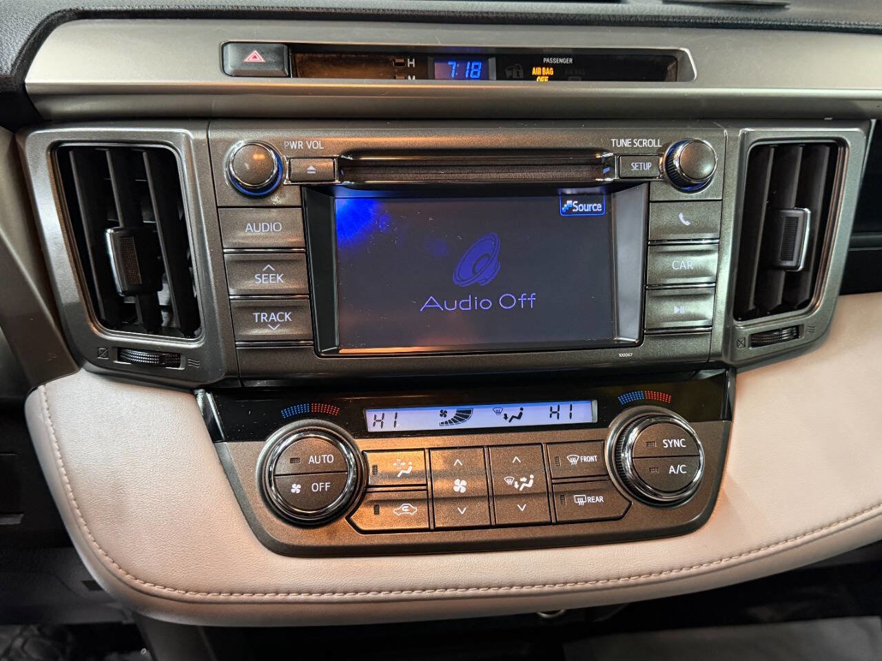 Used 2013 Toyota RAV4 XLE image 37
