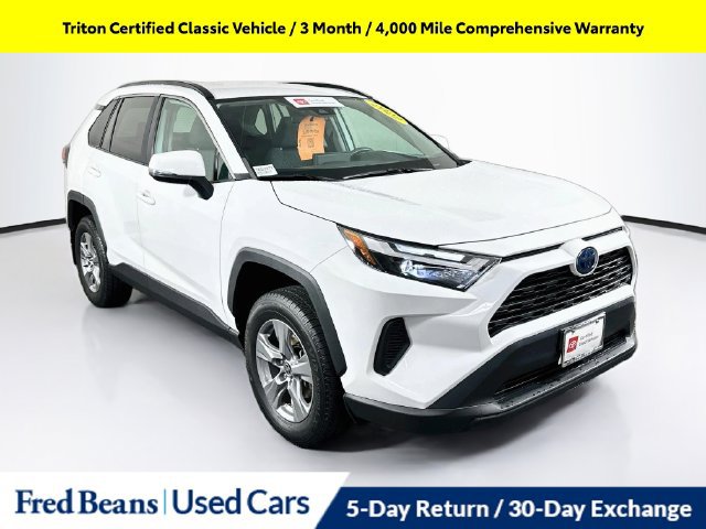 Used 2022 Toyota RAV4 XLE AWD/4WD image 1
