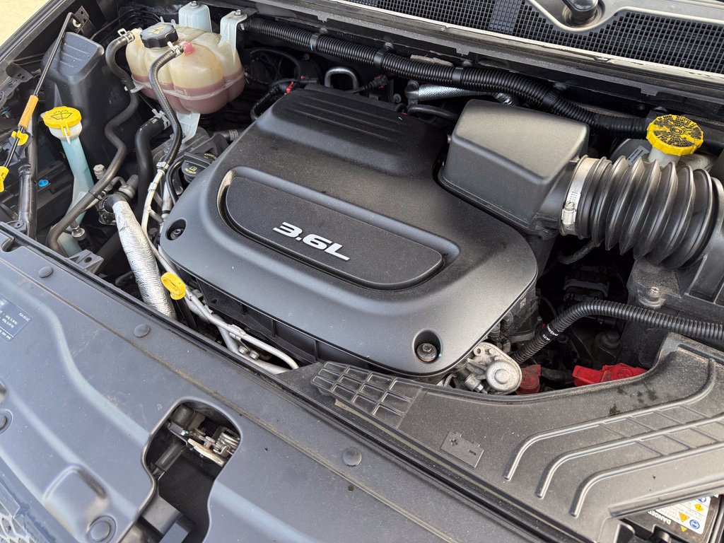 Used 2019 Chrysler Pacifica Touring-L Plus w/ Advanced Safetytec Group FWD image 51