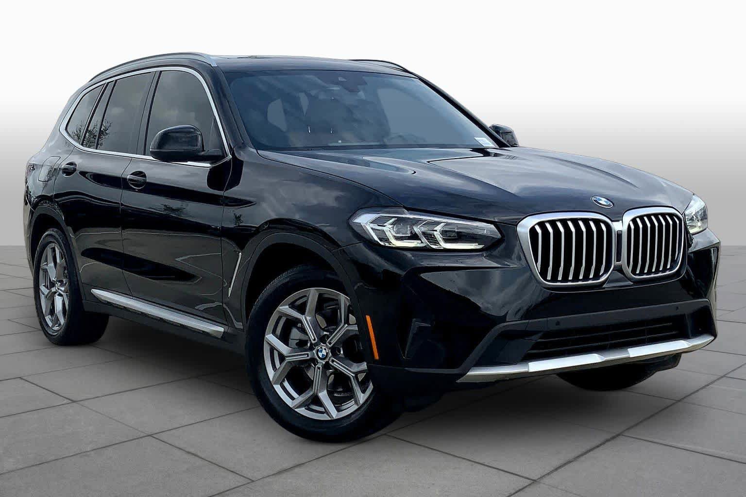 Used 2024 BMW X3 sDrive30i w/ Convenience Package RWD image 2