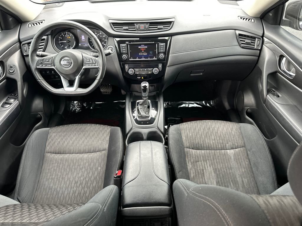 Used 2019 Nissan Rogue SV image 14