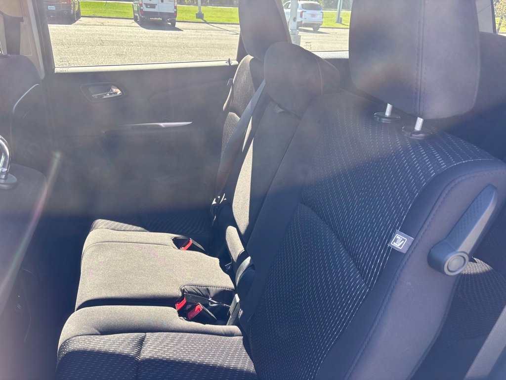 Used 2017 Dodge Journey SXT w/ Premium Group FWD image 32