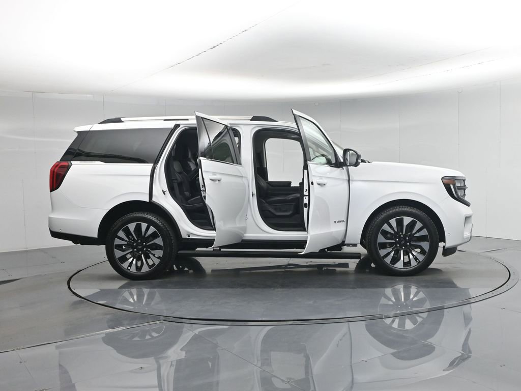 Certified 2025 Ford Expedition Platinum w/ Driver's Package AWD/4WD image 5