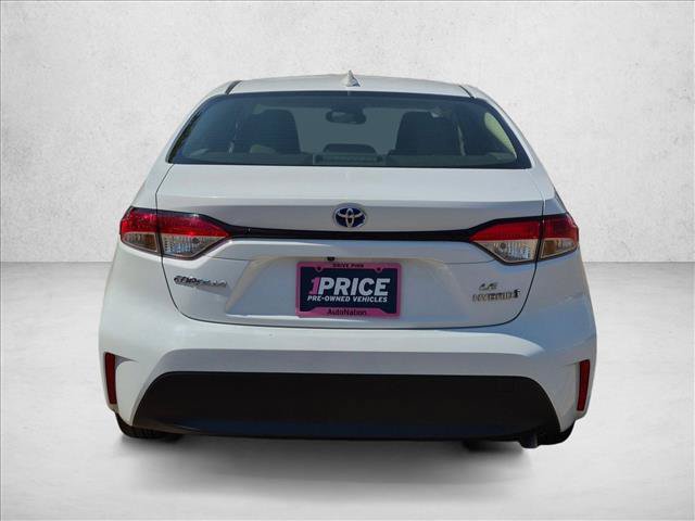 Certified 2024 Toyota Corolla LE AWD/4WD image 7