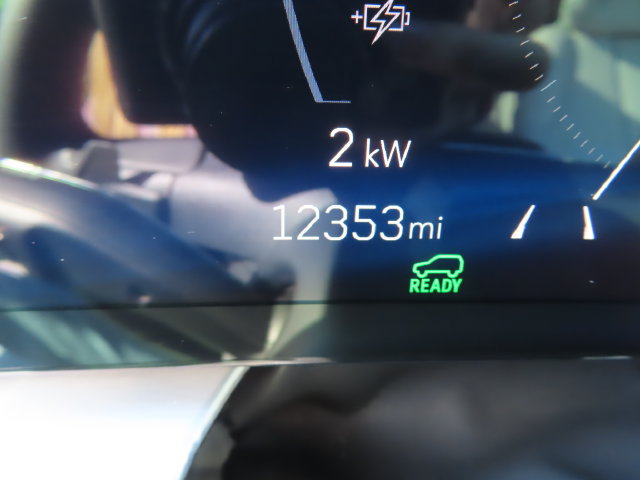 Used 2025 Cadillac Lyriq Luxury RWD image 19