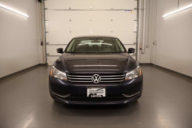 Used 2014 Volkswagen Passat 2.5 S FWD image 2