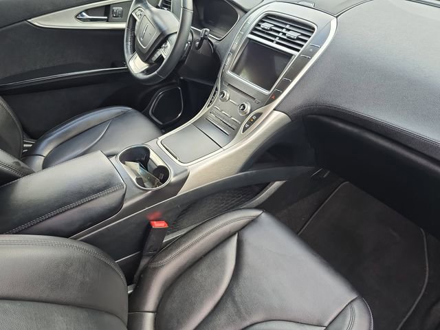 Used 2019 Lincoln Nautilus FWD image 17