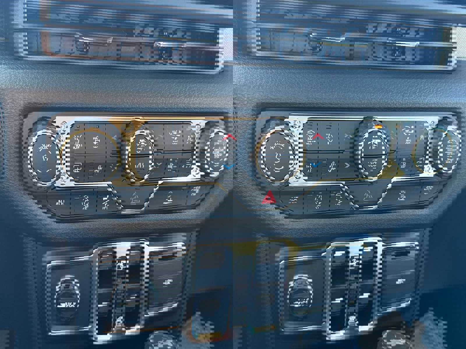 New 2026 Jeep Wrangler Unlimited Sport image 14