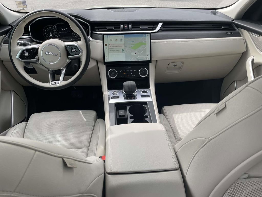 Used 2021 Jaguar F-PACE S image 14