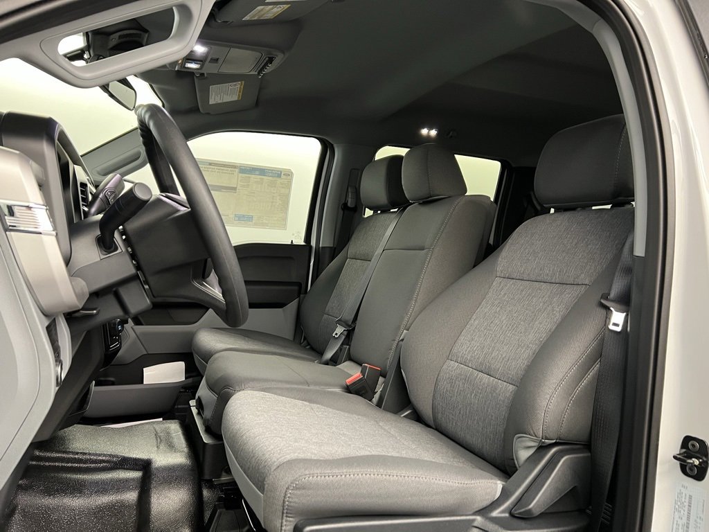 New 2026 Ford F450 XL w/ XL Chrome Package image 23