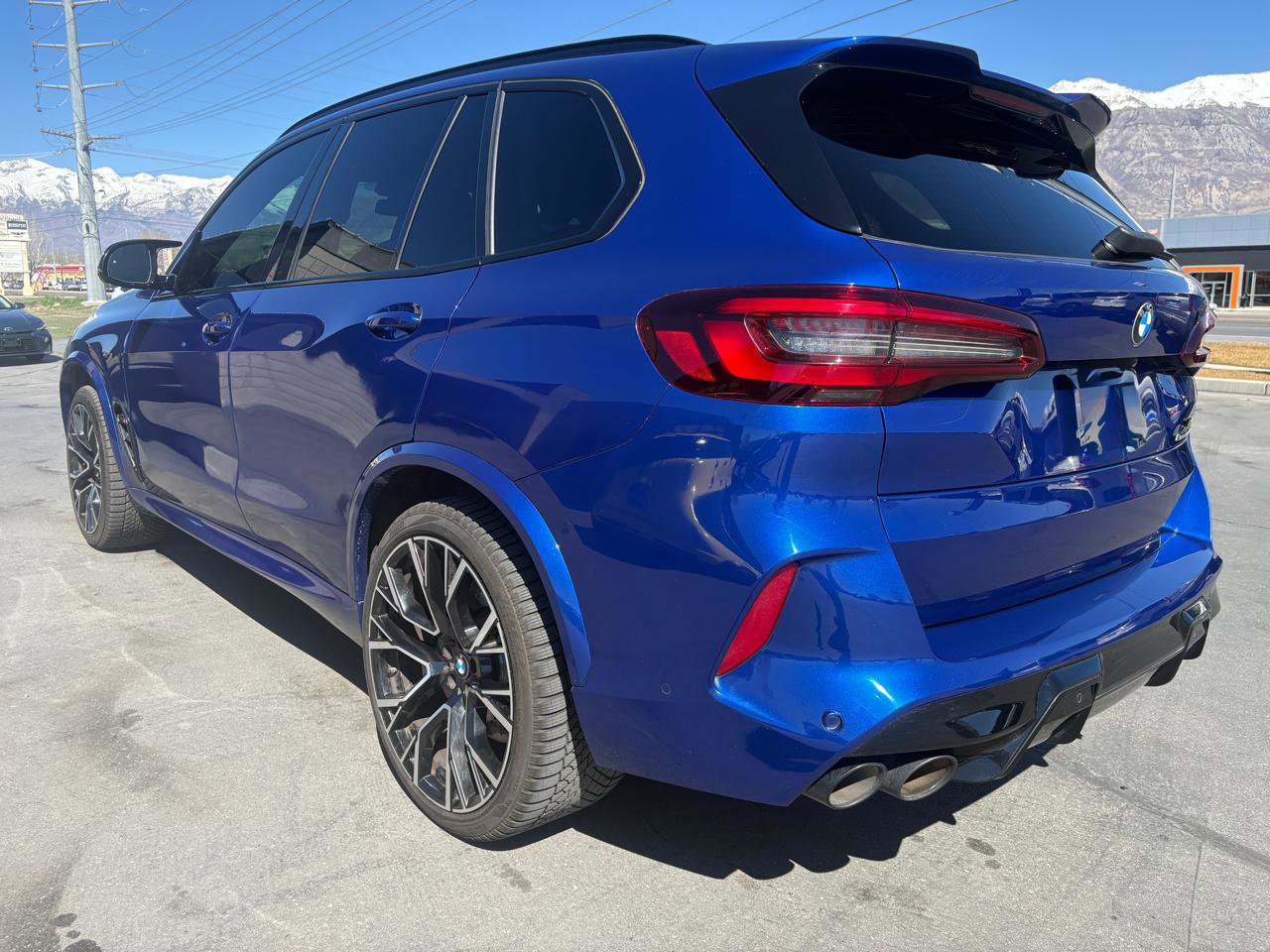 Used 2022 BMW X5 M Competition w/ Competition Package 2 image 3