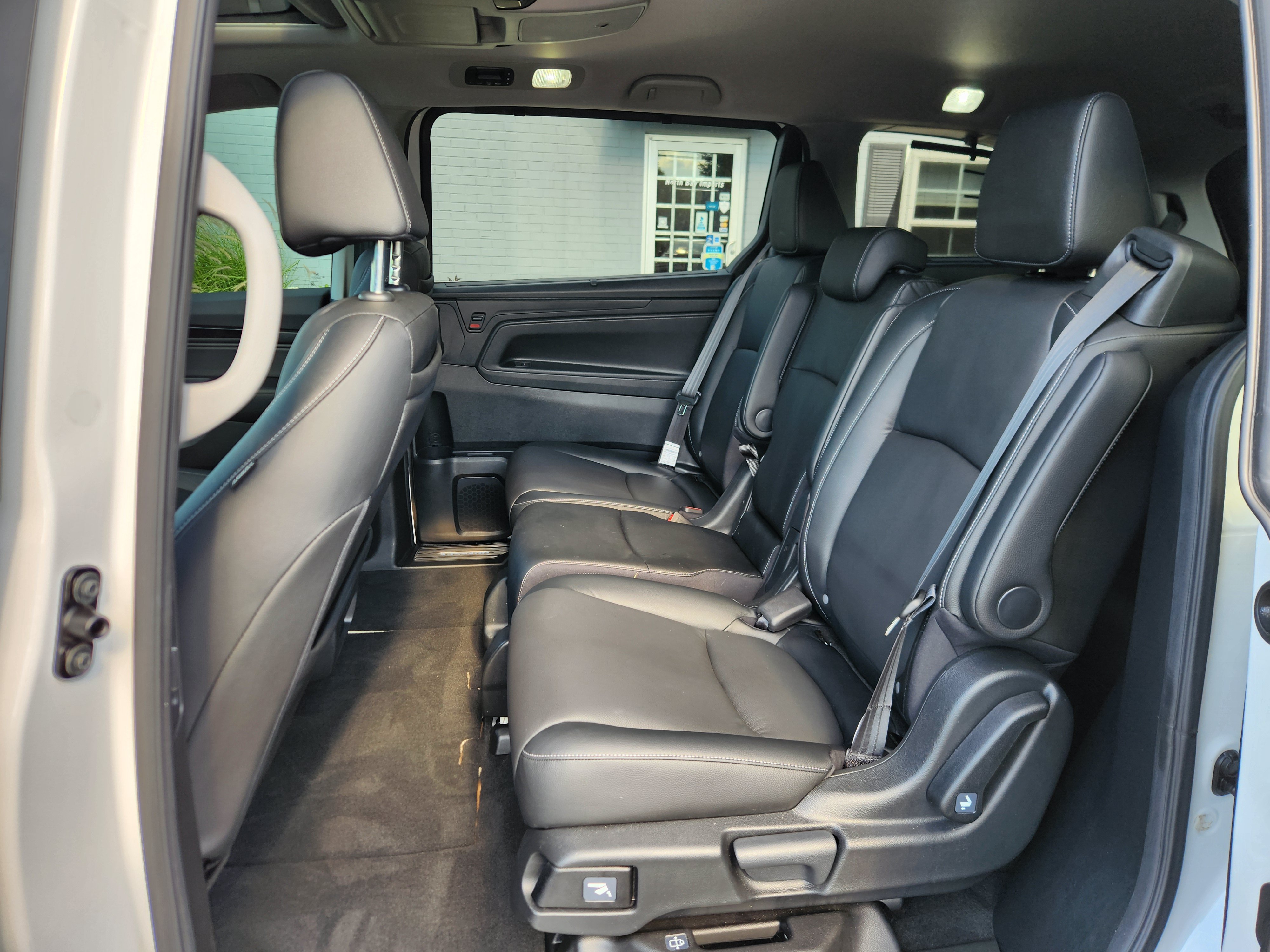 Used 2024 Honda Odyssey Touring image 29