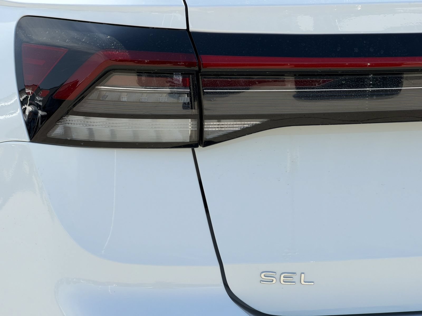 New 2026 Volkswagen Taos SEL AWD/4WD image 11