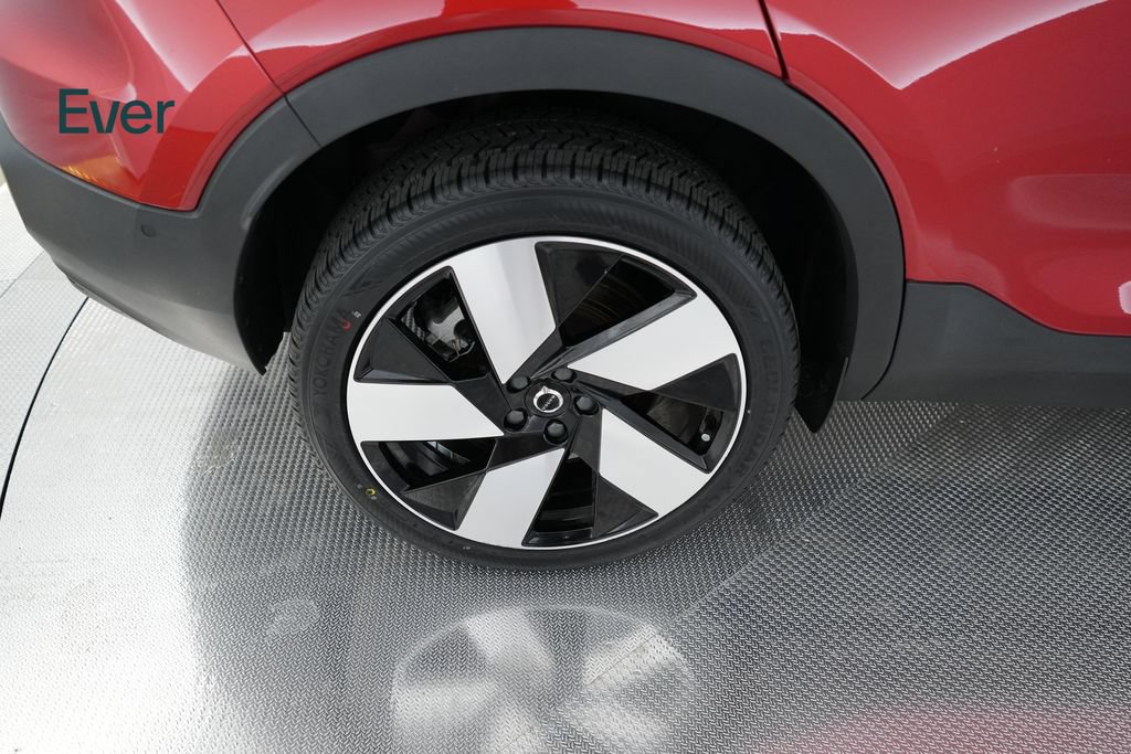 Used 2023 Volvo C40 P8 Recharge Ultimate AWD/4WD image 9