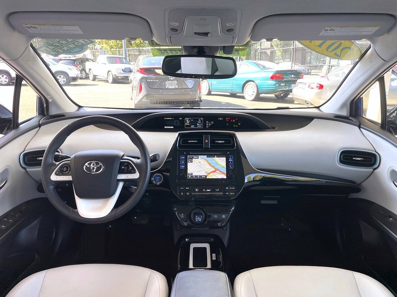 Used 2017 Toyota Prius Four Touring FWD image 23