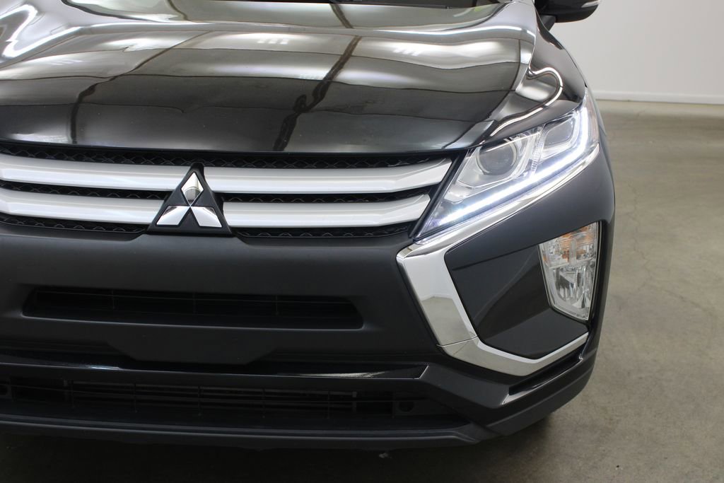 Used 2020 Mitsubishi Eclipse Cross ES FWD image 8