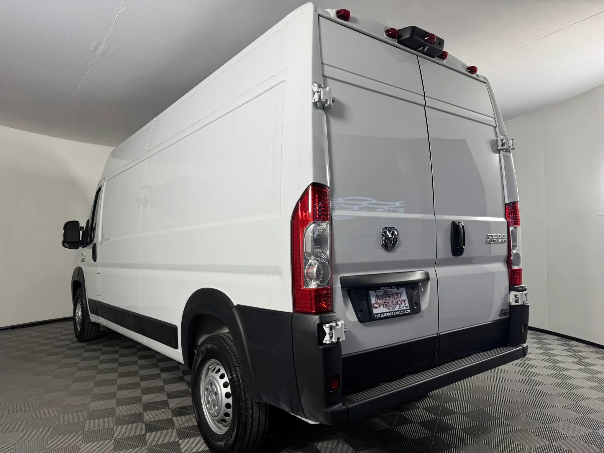 Used 2025 RAM ProMaster 2500 w/ Convenience Group FWD image 25