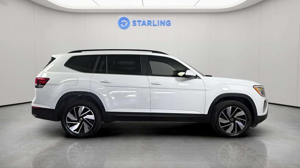Used 2024 Volkswagen Atlas SE FWD image 11