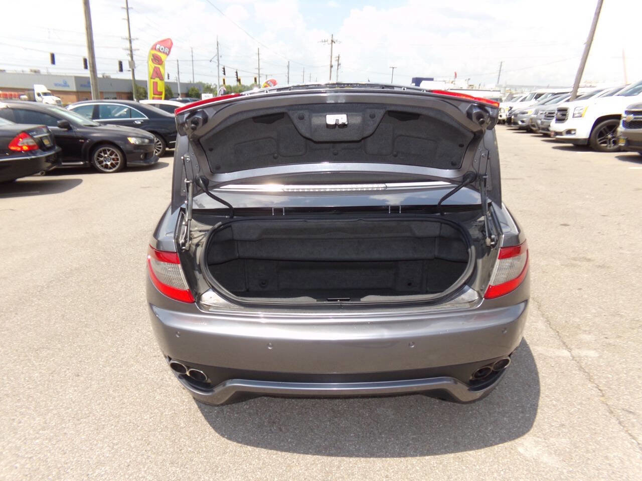 Used 2015 Maserati GranTurismo Base 2dr Convertible image 27