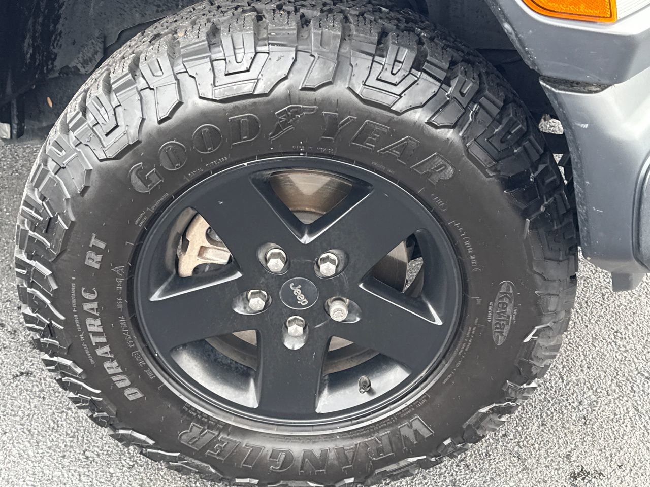 Used 2020 Jeep Gladiator Sport w/ Quick Order Package 24S image 9