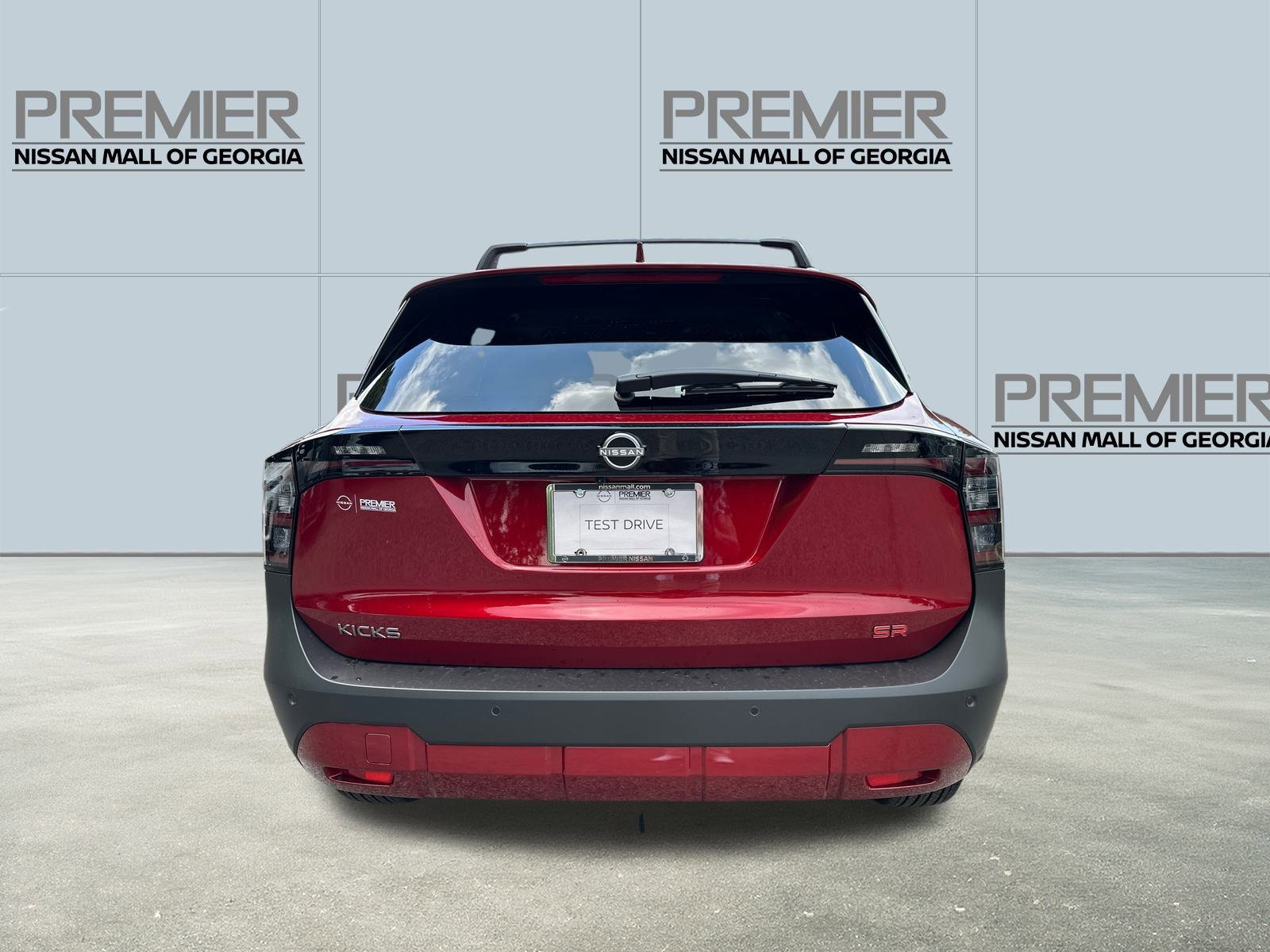 New 2025 Nissan Kicks SR image 6