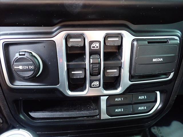 Used 2021 Jeep Gladiator Overland AWD/4WD image 19