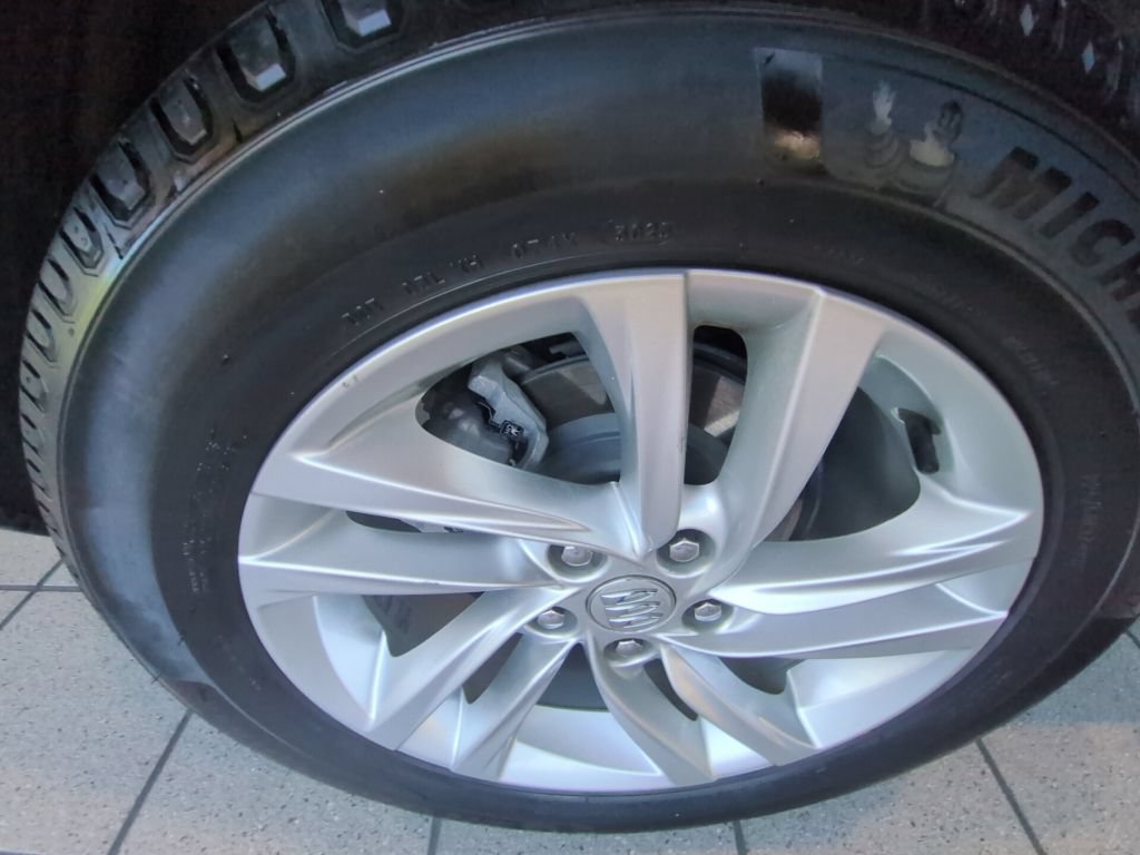 Used 2024 Buick Envista Preferred w/ Convenience I Package FWD image 26